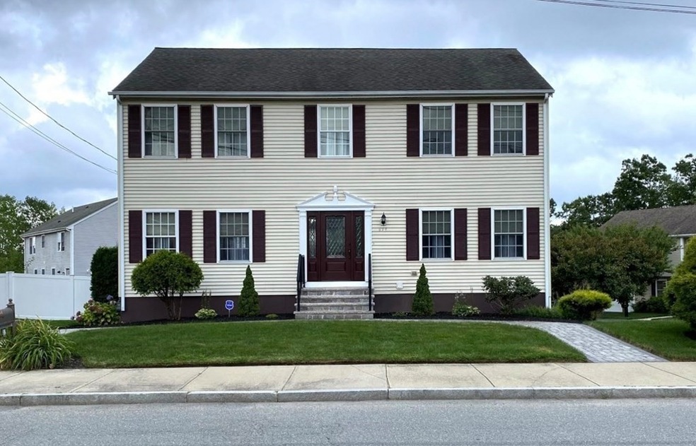 894 Jefferson St, Fall River, MA 02721 - photo 1