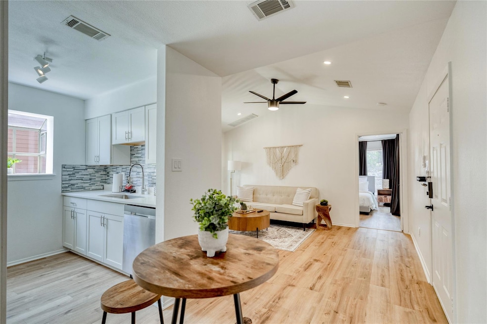 6903 Deatonhill Dr unit 23, Austin, TX 78745 - photo 1