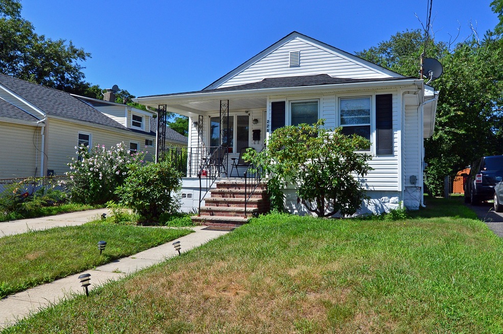 226 Ludlow St, Long Branch, NJ 07740 - photo 1