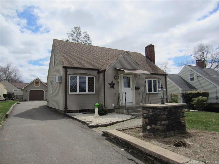 141 Stoddard Ave, Newington, CT 06111 - photo 1
