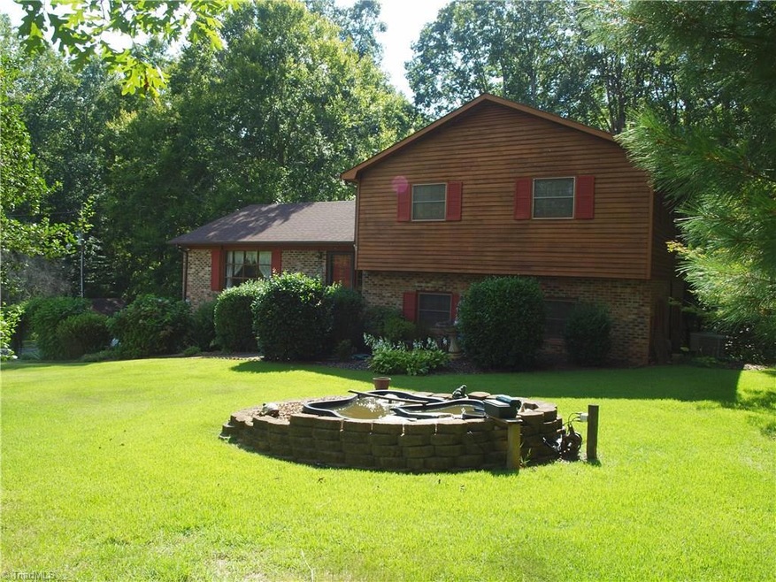 2520 Scott Mountain Rd, Asheboro, NC 27205 - photo 1