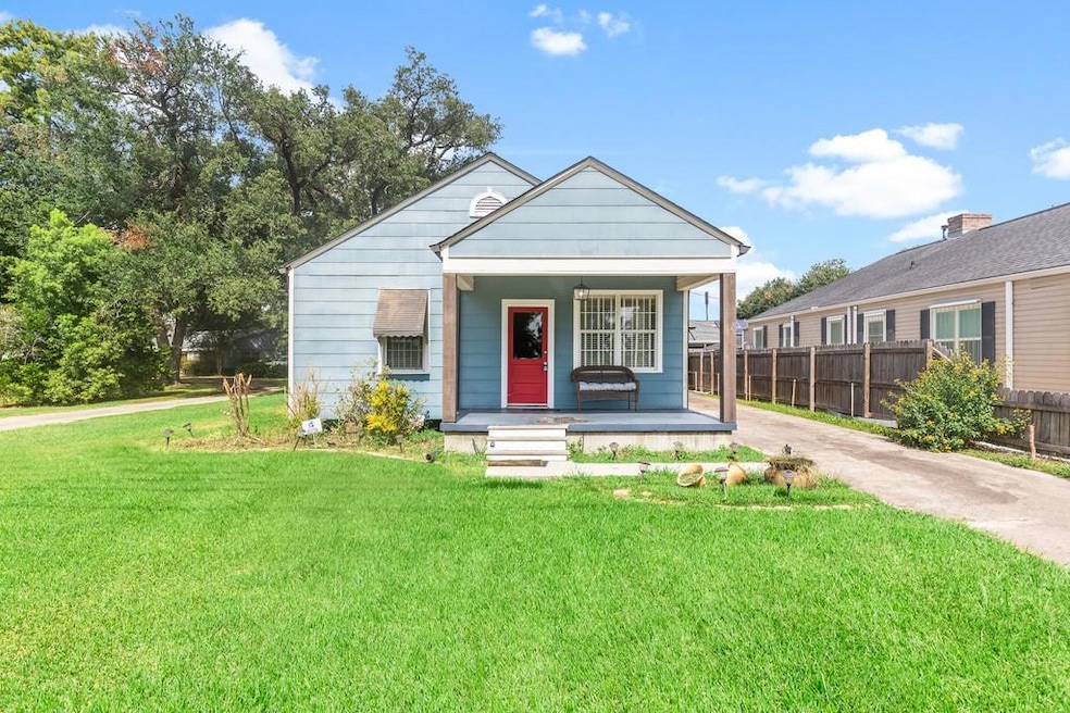 902 Main St, La Place, LA 70068 - photo 1