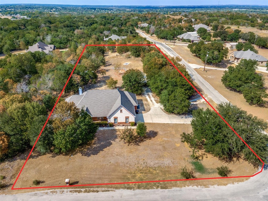 174 Rey Del Mar Cir, Weatherford, TX 76085 - photo 1