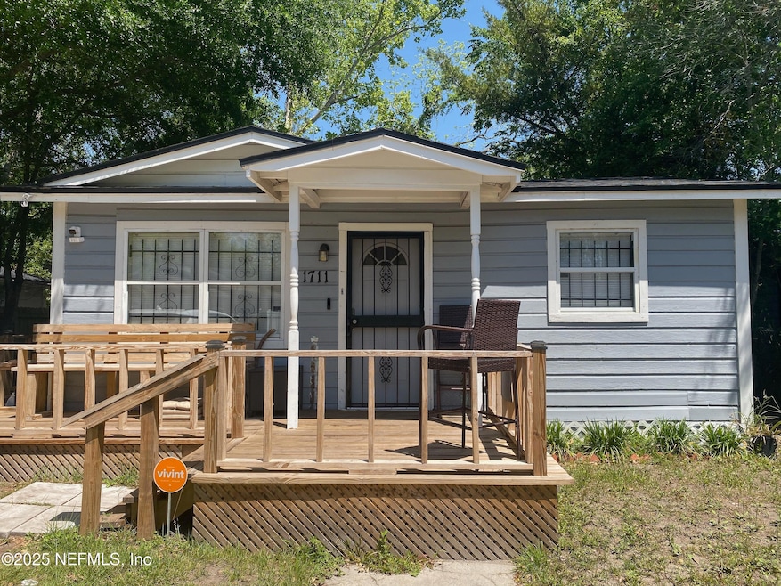 1711 W 27th St, Jacksonville, FL 32209 - photo 1