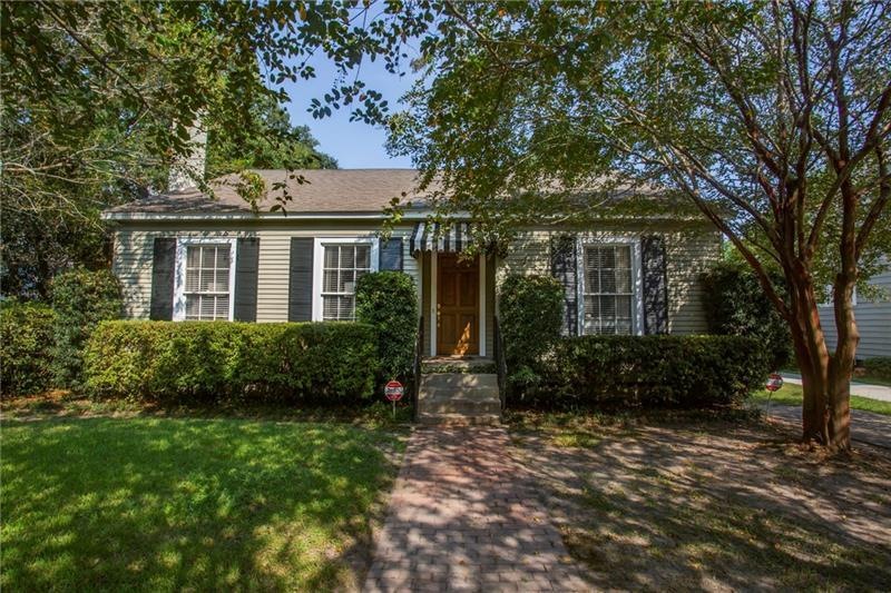 Charming Midtown Cottage on popular Audubon Place!