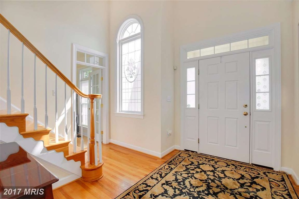 12511 Viewside Dr, North Potomac, MD 20878 - photo 1