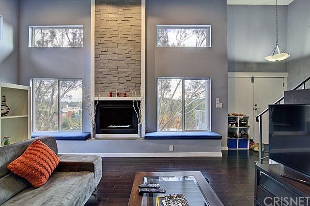 21005 San Miguel St, Woodland Hills, CA 91364 - photo 1