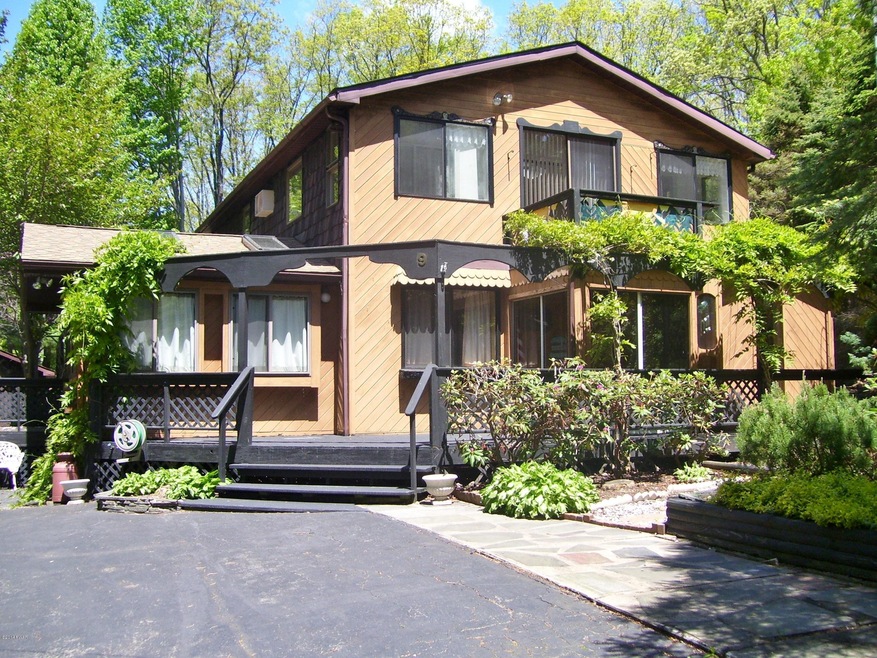 9 6th St, Hawley, PA 18428 - photo 1