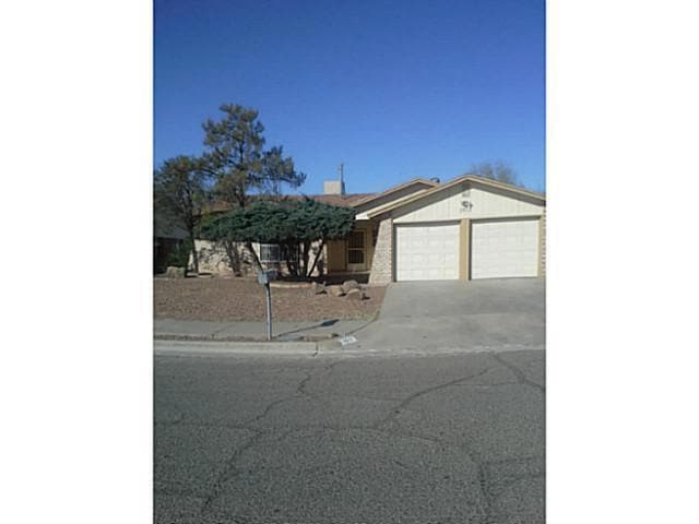 1517 Paul Harney Dr, El Paso, TX 79936 - photo 1