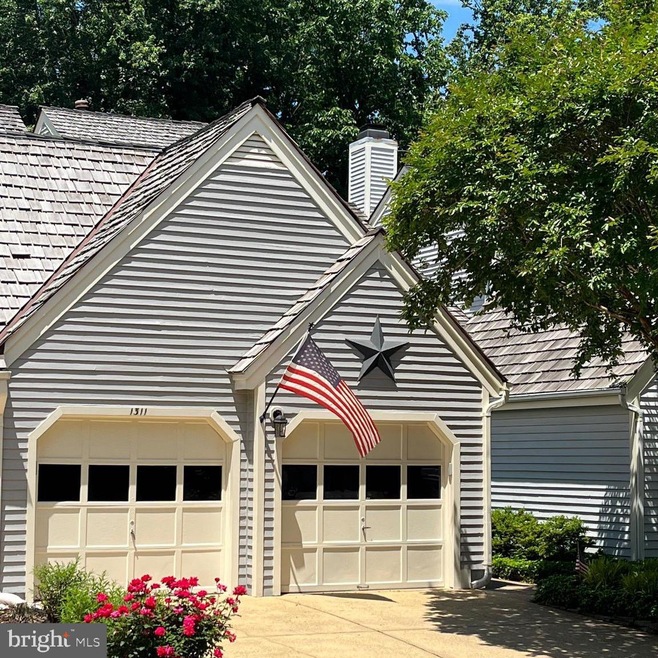 1311 Wedgewood Manor Way, Reston, VA 20194 - photo 1