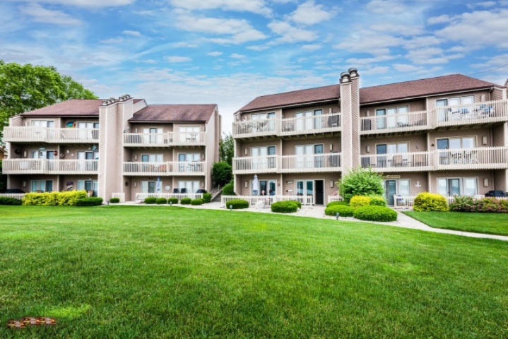 Lakeview 1
