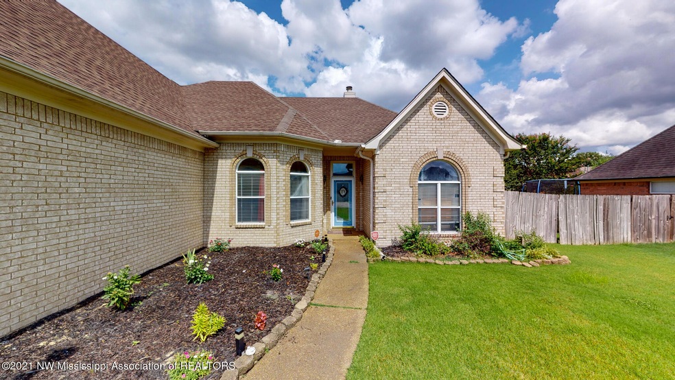 7376 English Ivy West Olive Branch Missi