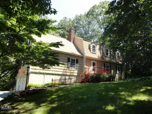 257 Butternut Ln, Stamford, CT 06903 - photo 1