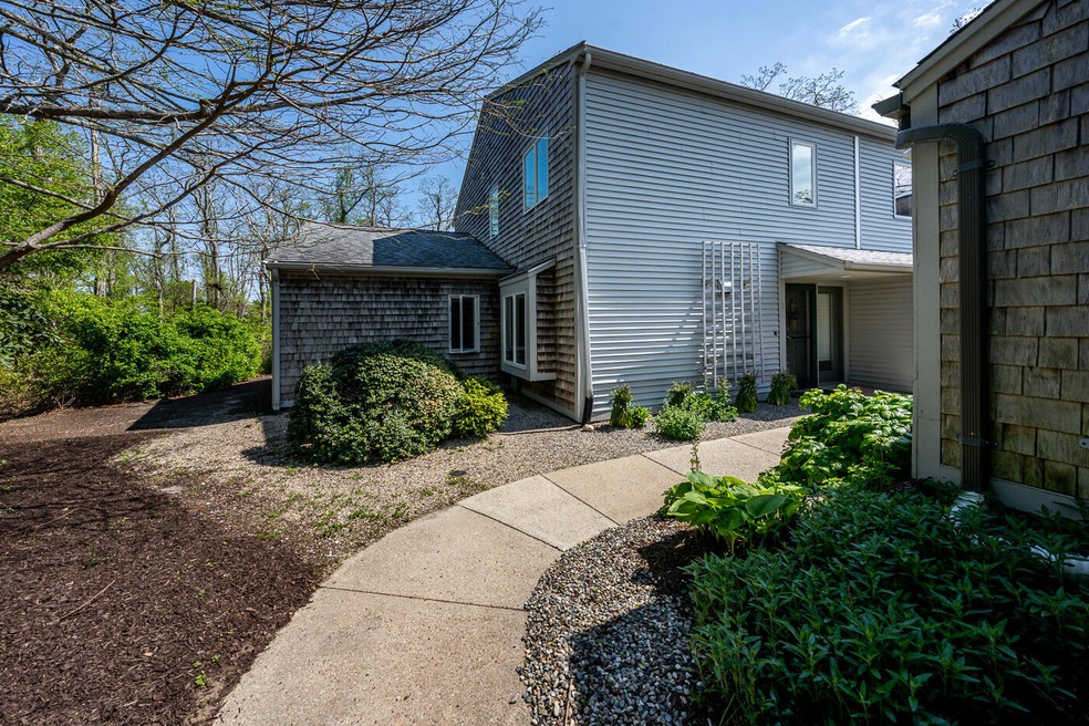 1 Apple Mews, Sandwich, MA 02563 - photo 1