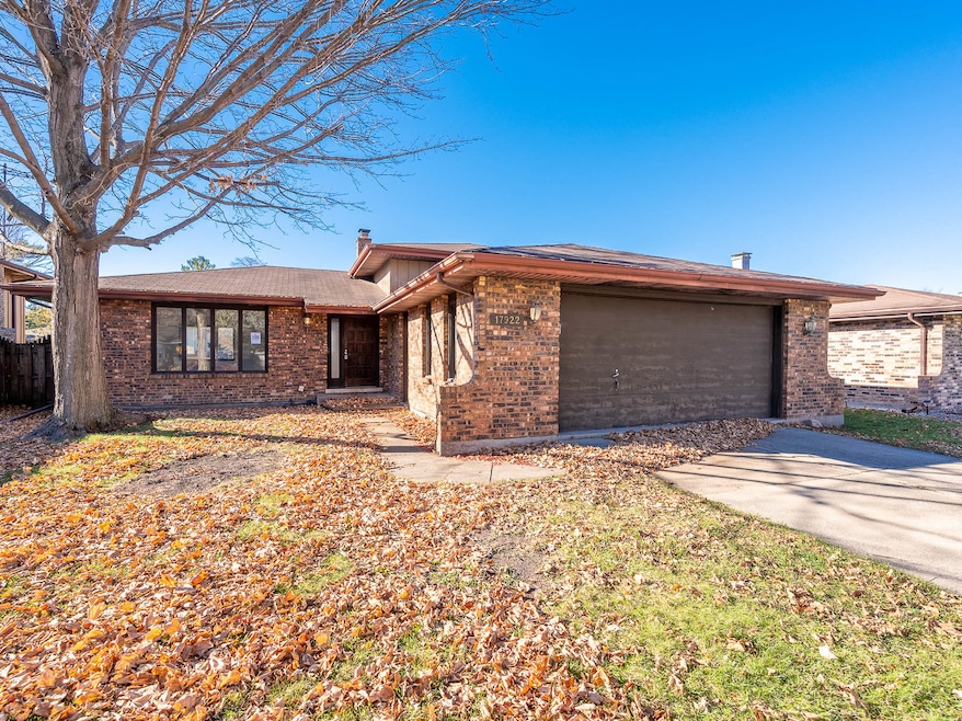 17922 State Line Ave, Lansing, IL 60438 - photo 1