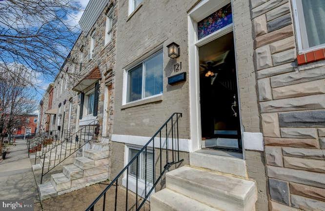 121 S Clinton St, Baltimore, MD 21224 - photo 1