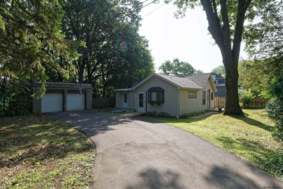 23 Wood St, Albany, NY 12203 - photo 1