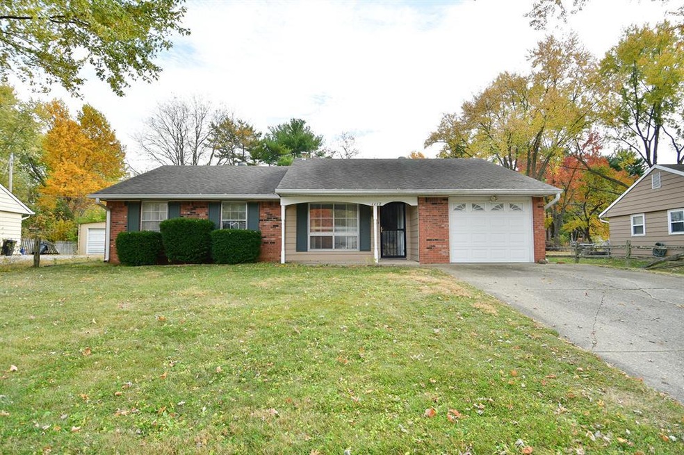 1117 Brookside Ln, Plainfield, IN 46168 - photo 1