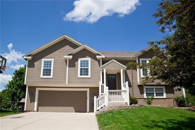 21210 W 227th St, Spring Hill, KS 66083 - photo 1