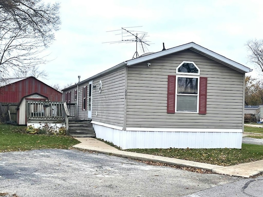 201 Zurich Dr, Lynwood, IL 60411 - photo 1