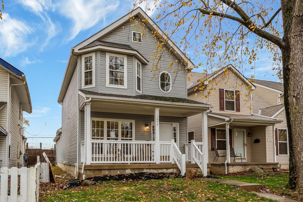 1-web-or-mls-1458 Gibbard Ave-101