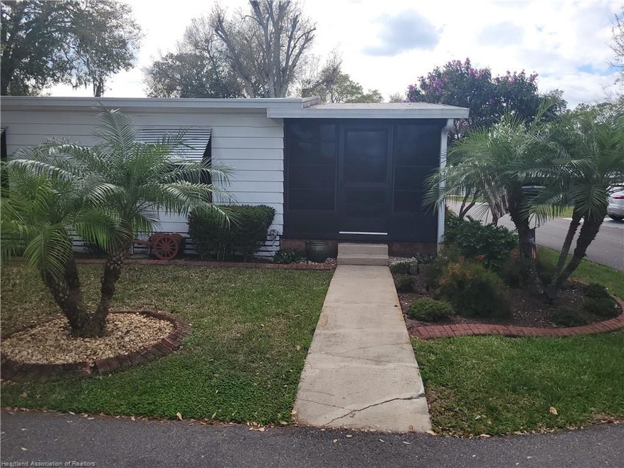 2 Sandy Point, Lake Placid, FL 33852 - photo 1