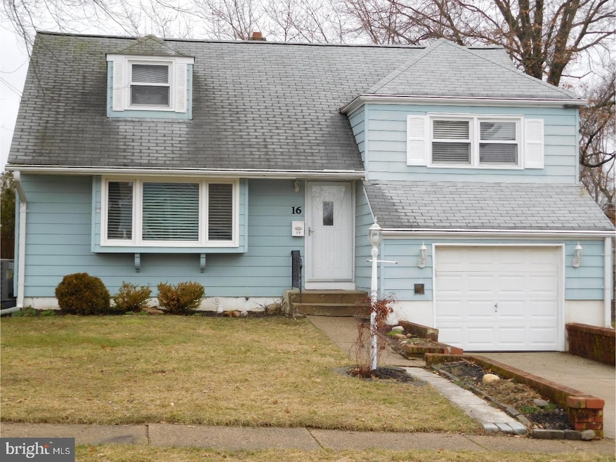 16 Tekening Way, Trenton, NJ 08690 - photo 1