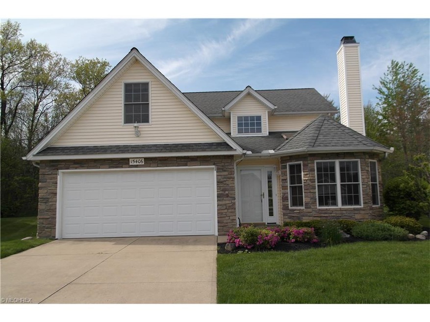 Beautiful 2300+ sq ft Condo, backs up to woods.