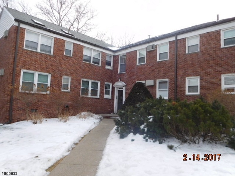 29 Park Ct unit 124, Verona, NJ 07044 - photo 1