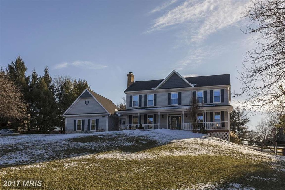 1005 Charlene Ct, Sykesville, MD 21784 - photo 1