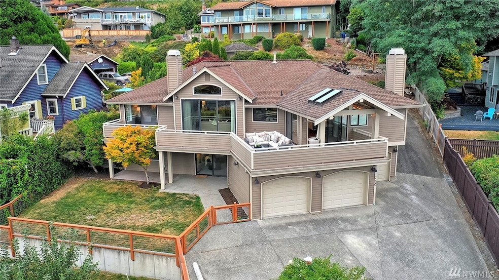 730 Olympic Ave, Edmonds, WA 98020 - photo 1