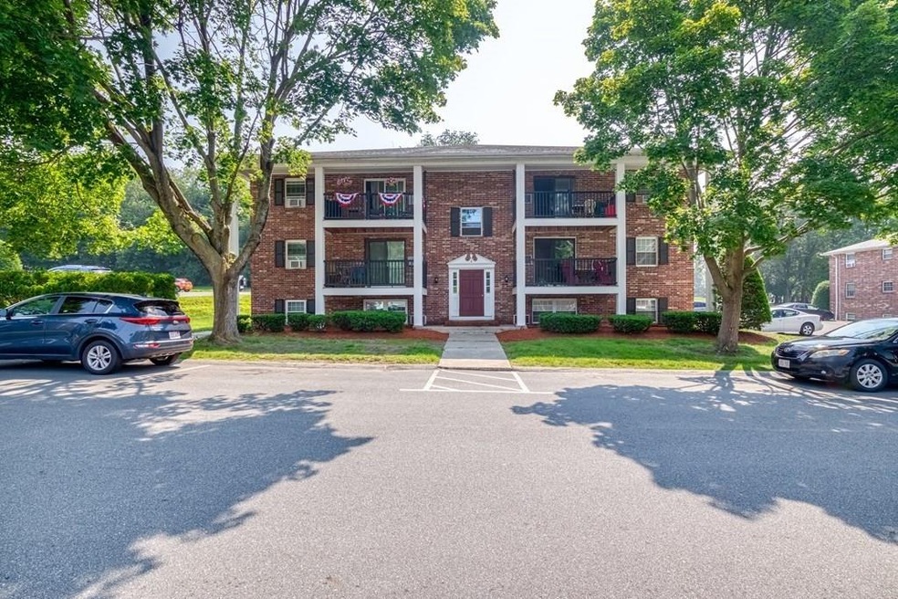 9 Walker Rd unit 3, North Andover, MA 01845 - photo 1