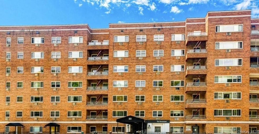 The Homestead Owners Corp unit T22, Hartsdale, NY 10530 - photo 1