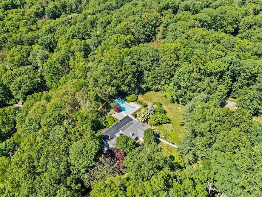 1 Treasure Rd, Fairfield, CT 06824 - photo 1