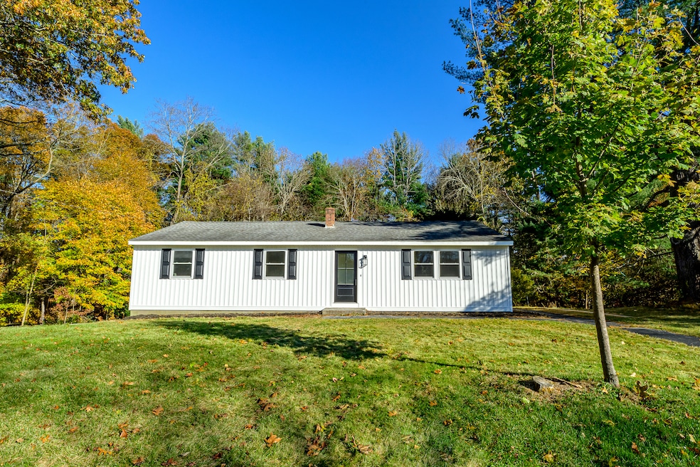 140 Woodward St, Danielson, CT 06239 - photo 1