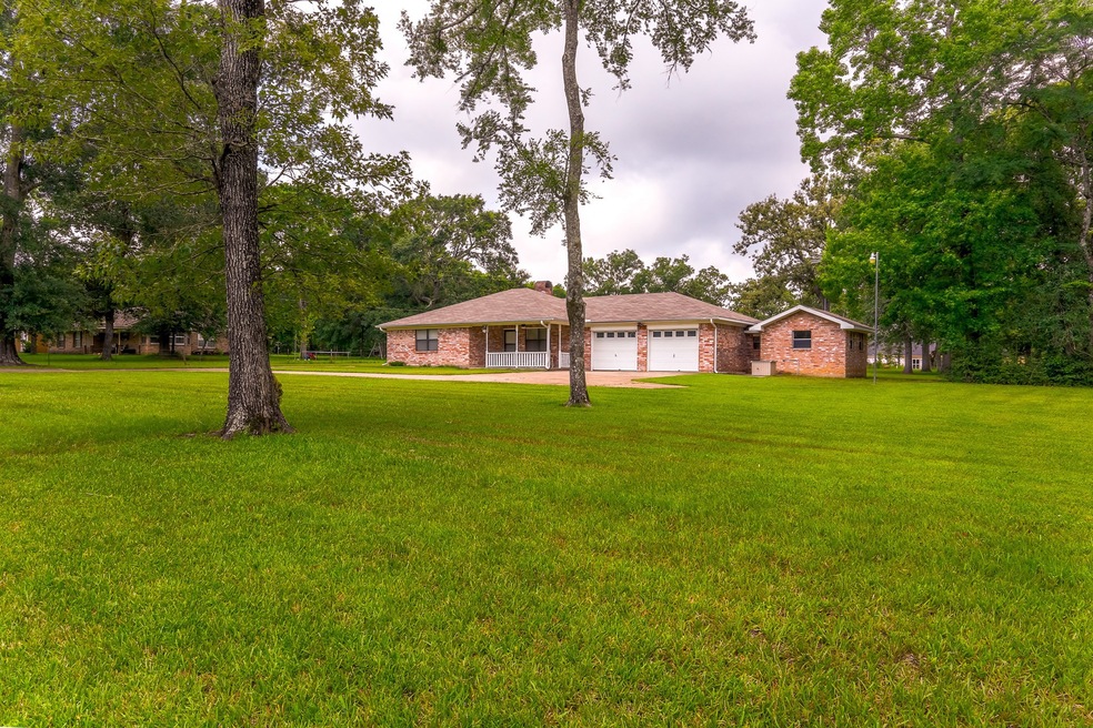 42926 Oneal Ln, Magnolia, TX 77354 - photo 1