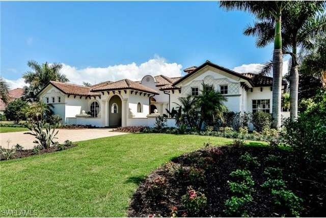 Large estate lot with home front view