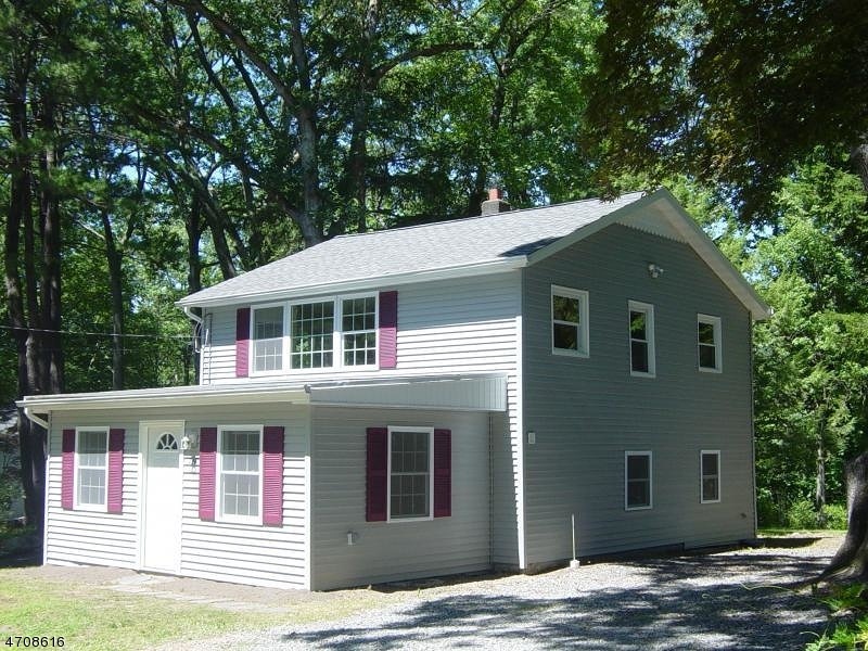 150 Longwood Lake Rd, Oak Ridge, NJ 07438 - photo 1