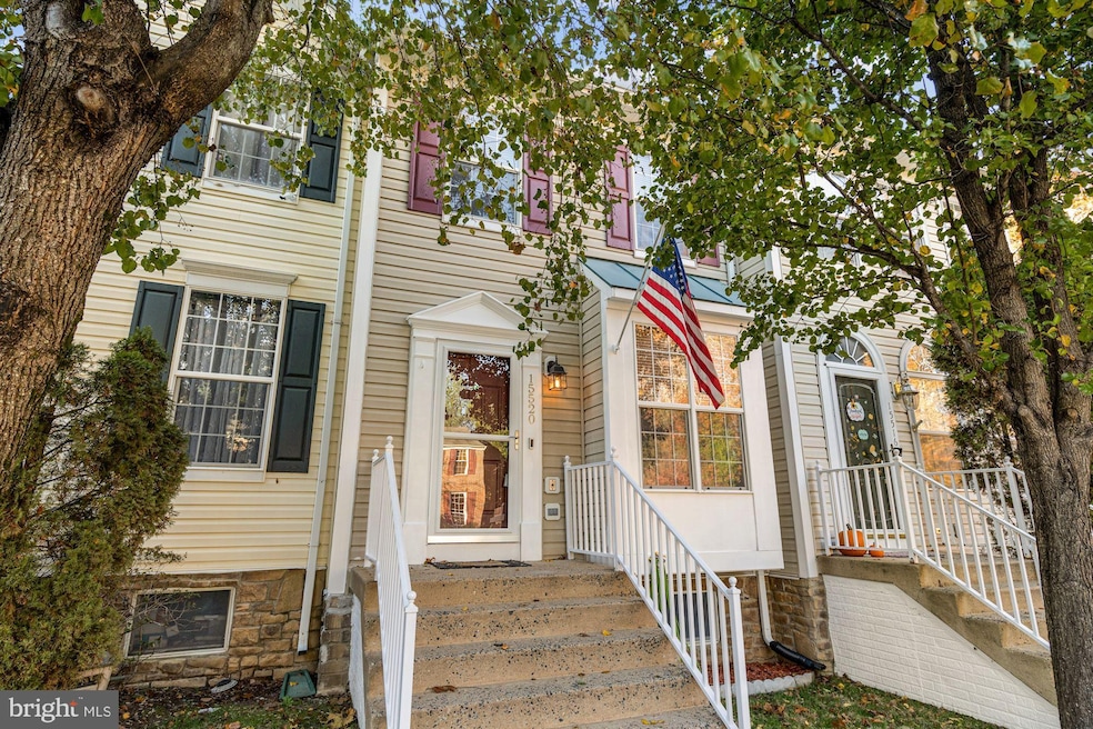 15520 Three Otters Place, Manassas, VA 20112 - photo 1