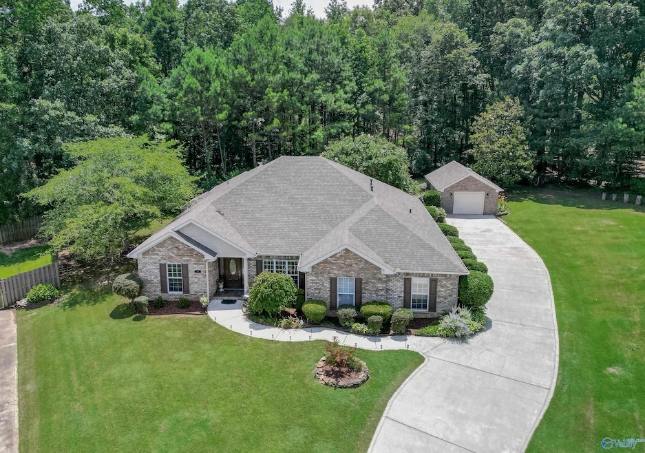 Under Contract $467,800