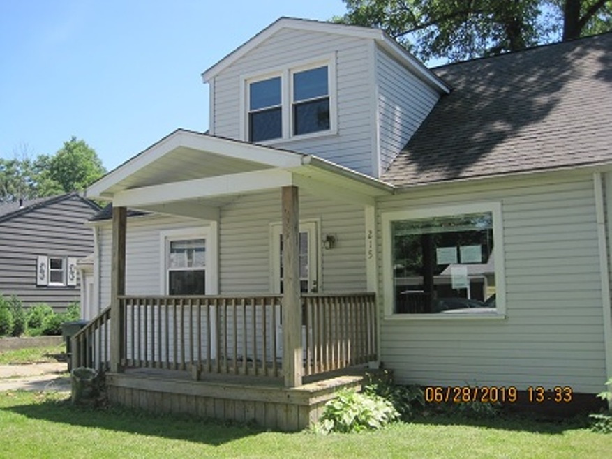 215 E Cowing Dr, Muncie, IN 47303 - photo 1