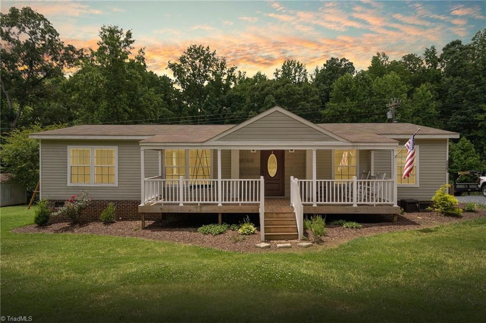 3561 Stutts Rd, Asheboro, NC 27205 - photo 1