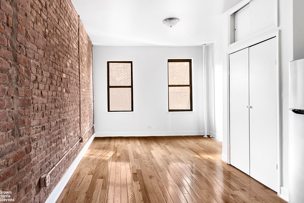204 Spring St unit 18, New York, NY 10012 - photo 1