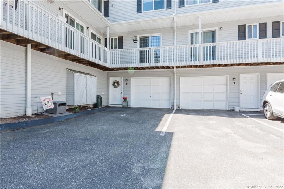 23 Pearl Lake Rd unit F, Waterbury, CT 06706 - photo 1