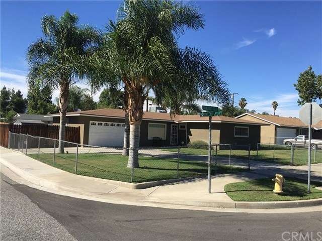 Beautiful Corner Lot!