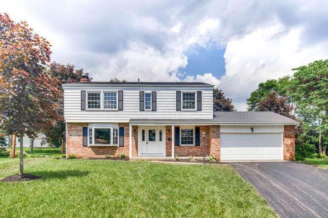 892 Kennet Ct Columbus OH-small-001-24-E