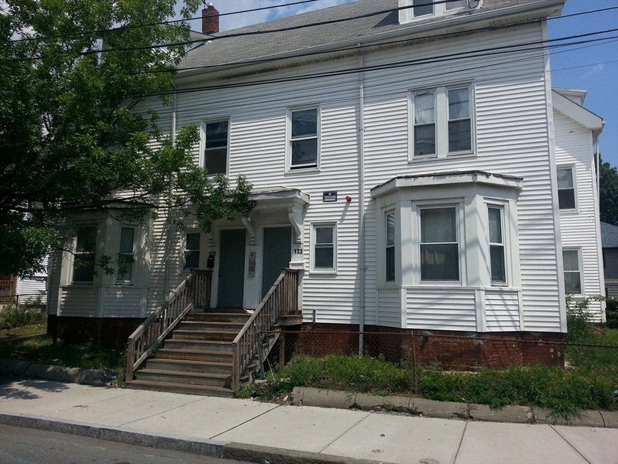 135 Chestnut St unit 2, Lynn, MA 01902 - photo 1
