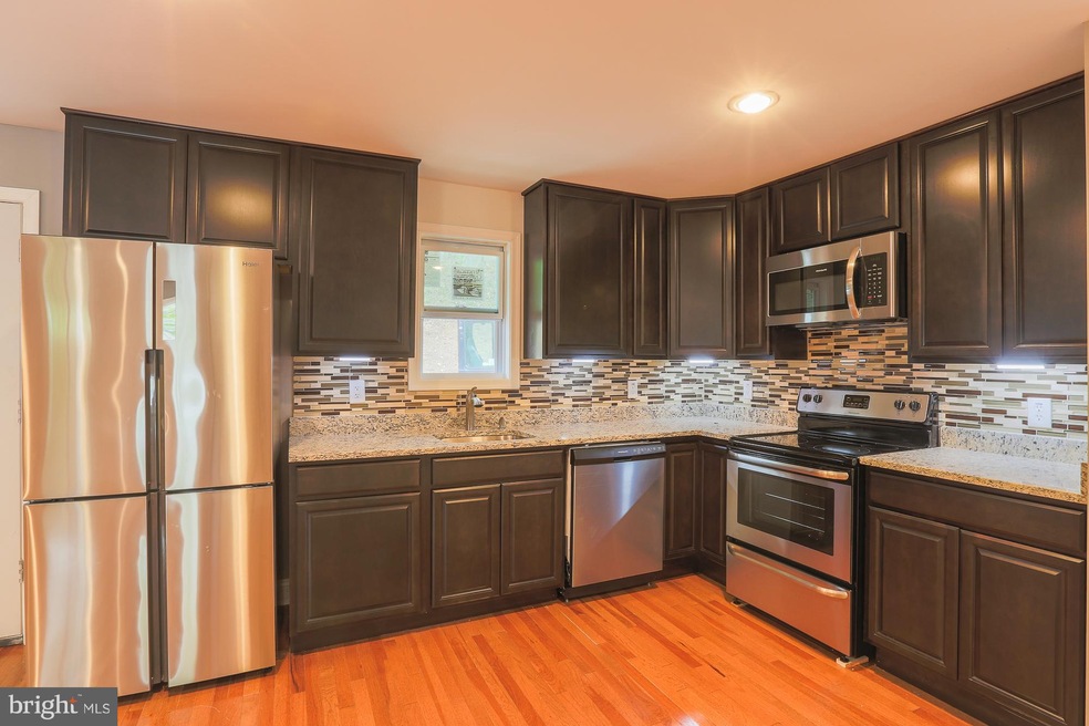 1402 Glendale Rd, Baltimore, MD 21239 - photo 1