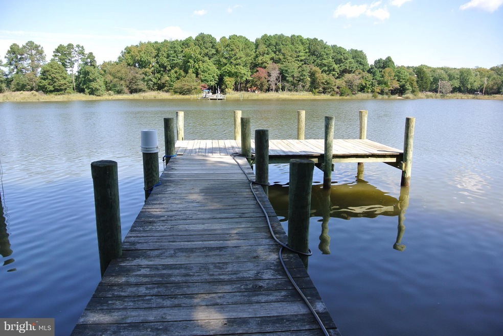 12350 Potomac View Rd, Newburg, MD 20664 - photo 1