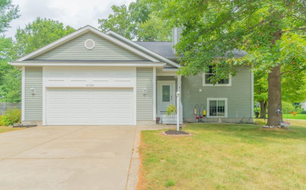01_Home_3_of_73_mls